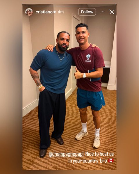 theMadridZone's tweet photo. 📲 Cristiano Ronaldo: “Nice to host us in your country bro.” 🇨🇦 

📲 Drake: “We are the same height I swear 😂. Vamos! My brother, Cristiano.”

🐐🐐 https://t.co/0n0NZO2Jmc