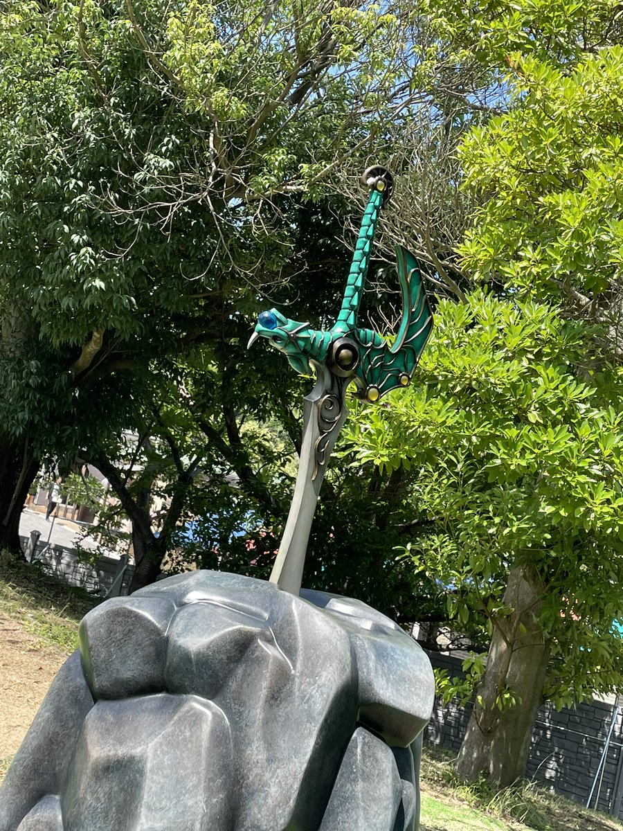 Mimikop4401's tweet photo. 淡路島旅行行ってきた！
吉野家とドラクエウォークがコラボしてるってことで、全国8地方のうち6つの報酬貰うために、淡路島→徳島→岡山と回って帰ってきたよ🚗³₃
行きは約320km、帰りは約550kmの冒険でした！ https://t.co/OCC0vpp8Xw