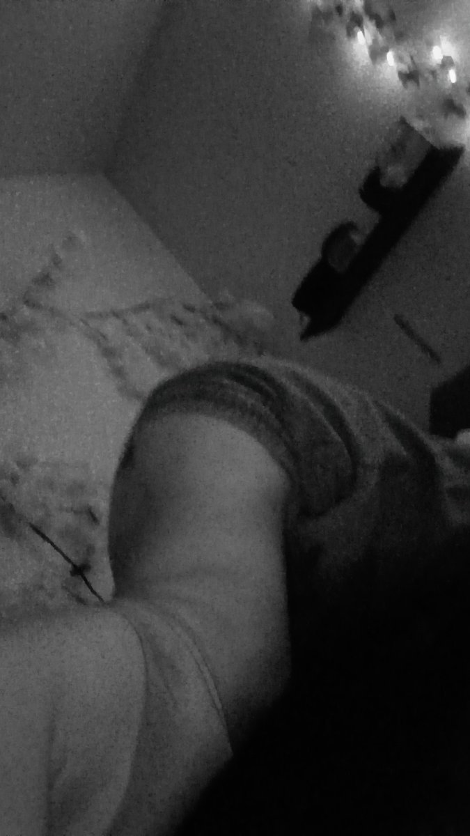 eatingkandy's tweet photo. Going to bed, window unlocked, doors unlocked, goodnight to my moots lolll
#sonmo #freeuse #nswtwt #cnc https://t.co/Sva8tAqbqG