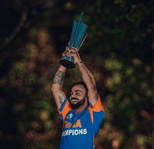 Hailkohli18's tweet photo. Most followed cricketers on social media :

Virat Kohli - 273M on ig
Virat Kohli - 70M on X
Virat Kohli - 52M on fb
Sachin Tendulkar - 51M on ig
MS Dhoni - 50M on ig https://t.co/JhrlN2btiT