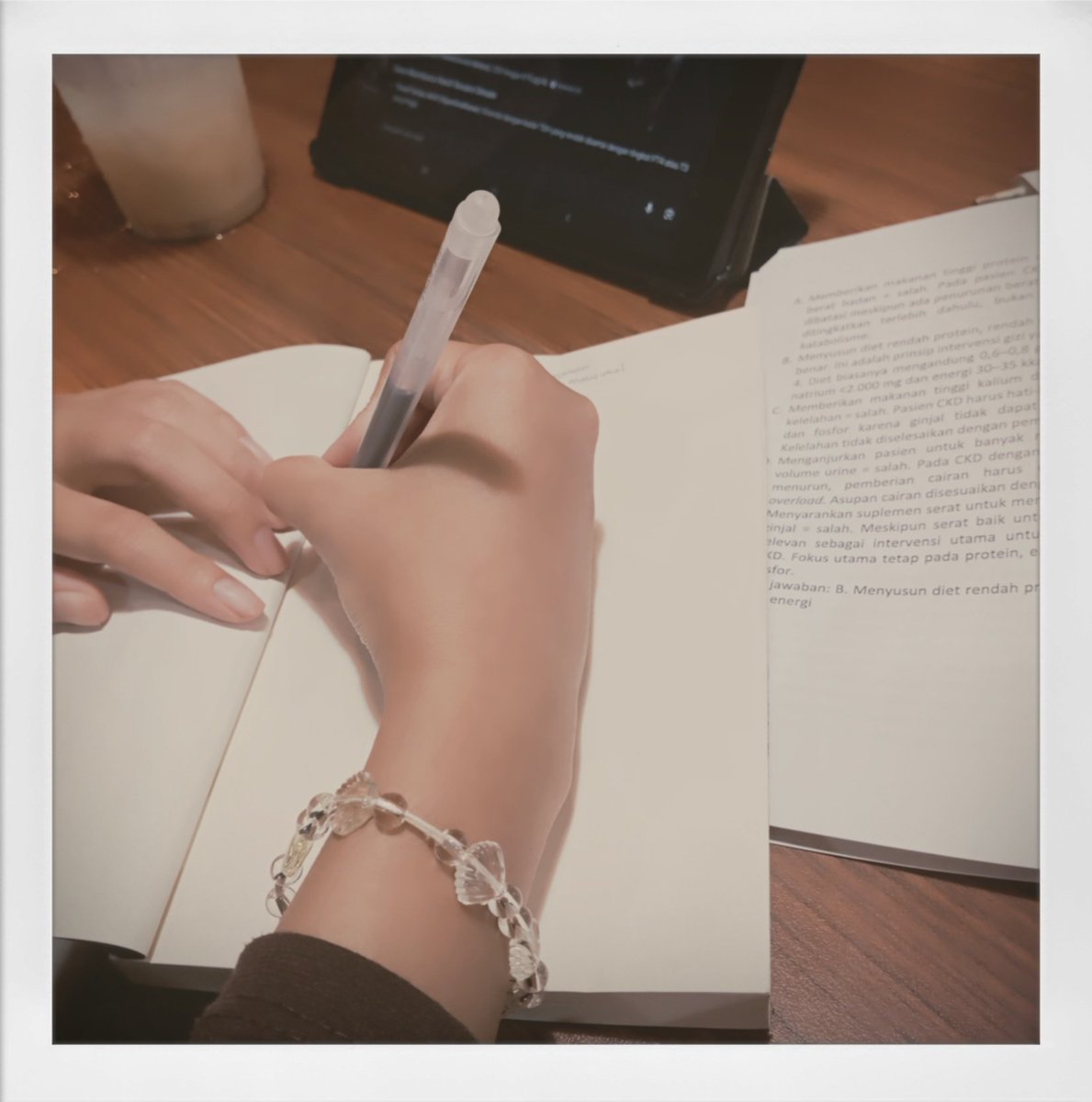 lupideul_'s tweet photo. 🤍 https://t.co/uL9OIIU0PF