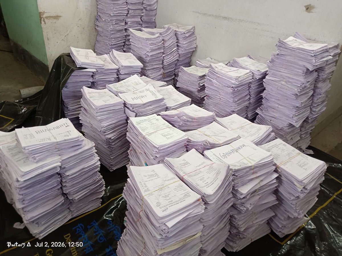SudhanidhiB's tweet photo. Per understanding, it's taking 20-30 minutes to upload individual Annapurna Yojana forms into the Server. Its being done by Govt officials entirely as BJP in its policy for ruling has disallowed political workers in govt offices further. This is the bunch lying currently, we can't help in this. But yes all will receive that's for sure.