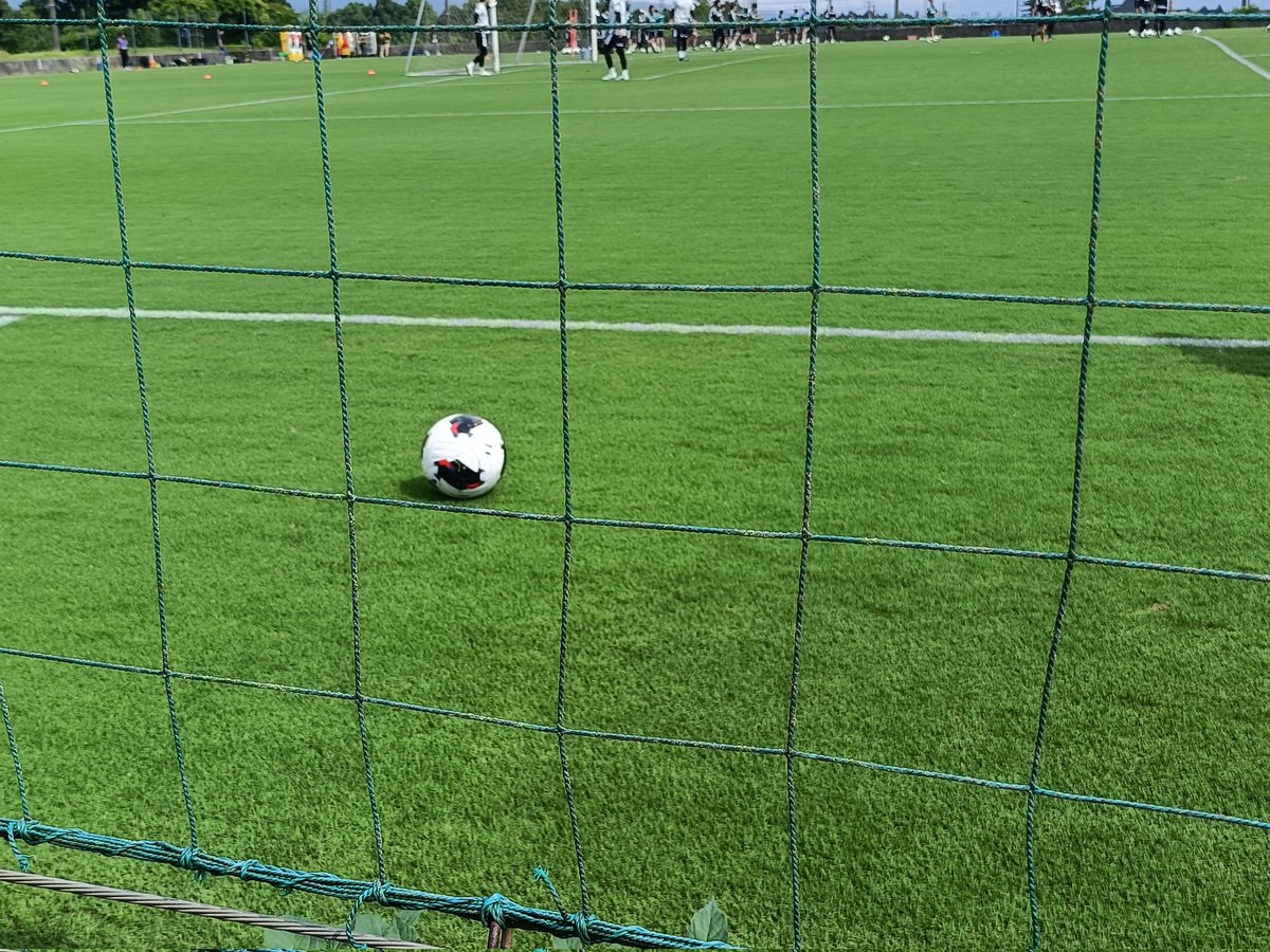 yamagafc19's tweet photo. 予想はしてたけど
名前と顔が一致しないね
だんだん覚えての神経衰弱かな https://t.co/bkBvh0OKnD