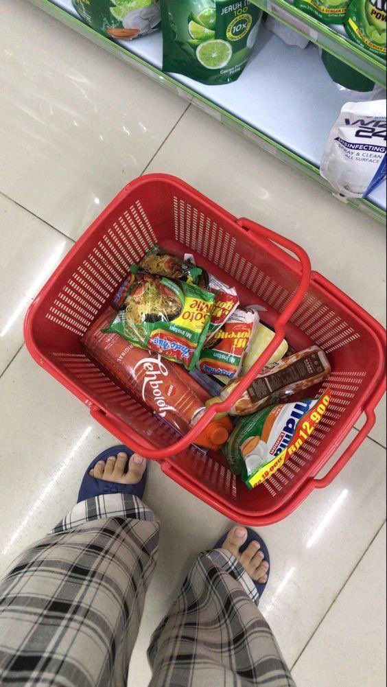 MarsElite_x's tweet photo. How my day went ❤️⛱️ https://t.co/U3ggLr0osp