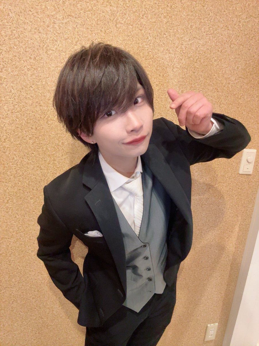 SHORi_ASOBI's tweet photo. 25歳もよろしくね🥀 https://t.co/XeZKG3jZT7