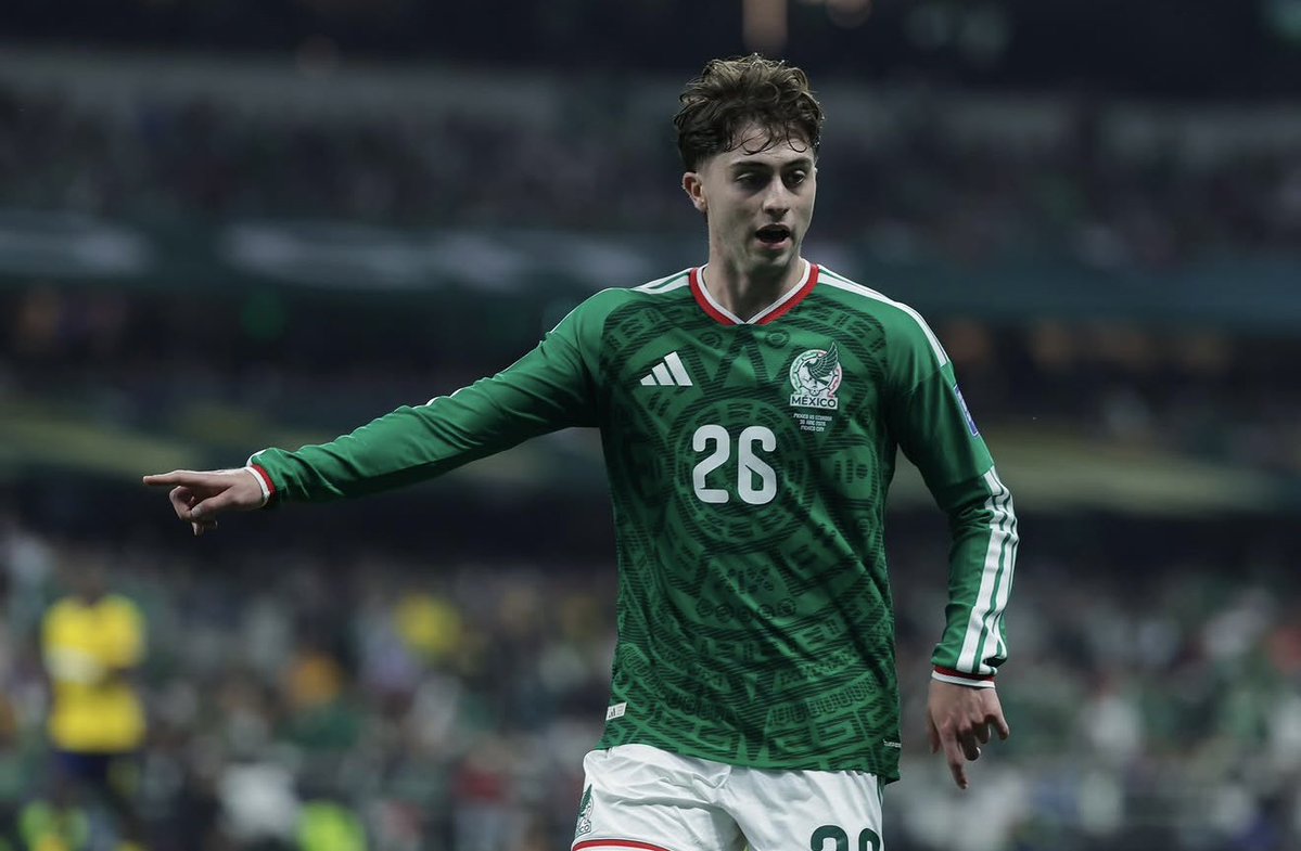 bguti1101's tweet photo. - Brian en instagram

Cada partido con esta camiseta es un honor y un orgullo. 🇲🇽 El domingo sera otra gran batalla por delante! 💚🤍❤️ Todos juntos https://t.co/ljn237343w