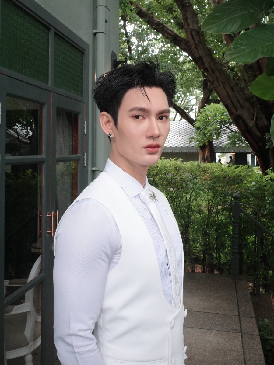 ppurpleur's tweet photo. แล้วหุ่นพี่พาเวลกับชุดแบบนี้คือ ใครจาไหวอะ T ㅡ T
นิมานแมวเบิ้มชัดๆ เสื้อผ้าหน้าผมติ๊กถูกหมด 10 คะแนนเต็ม ✅

POOHPAVEL X EVENT AWAKEN

#AwakenwithPoohPavel

 ˚˖𓍢🌪️ @pavelphoom #pavelphoom ˚.🐈‍⬛⋆ https://t.co/4Pnbbg1e3Q