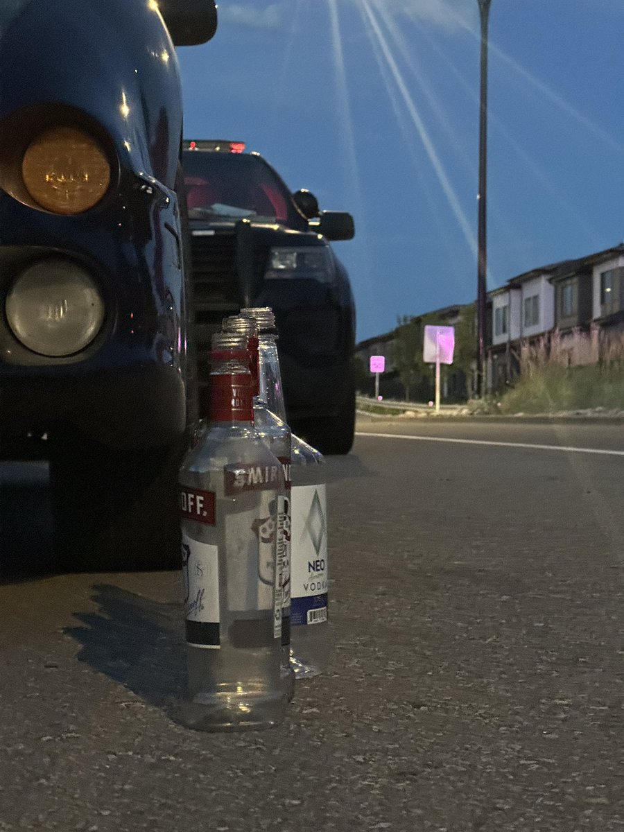 CPSSgtMartin's tweet photo. That was fast! Less than two hours into our first Stampede week shift, our team had two drivers in custody for impaired driving-related offences. If you’re enjoying the Stampede, please plan a safe &amp; responsible way home. 

Driving impaired is never Ok. https://t.co/mk97orvjKQ