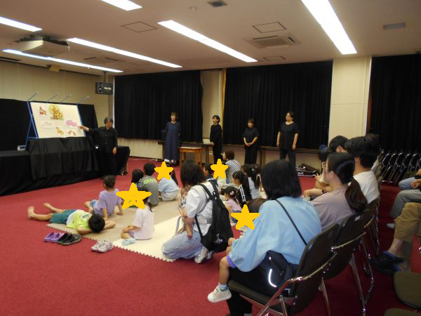 minami_lib's tweet photo. 【イベント終了報告】
 7/4「夏のおたのしみ会」を開催いたしました。おはなし会と工作会を今年はセットで行いました。みなさん上手に七夕の工作を作ってくれました。今回はご参加いただきましてありがとうございました。😊 https://t.co/wrz2f2LCpH