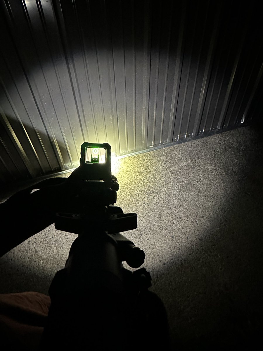 Tacticaljavi999's tweet photo. 😍Love this #ARP build perfect visibility💪🔥🔥🔥#FDE #Geissele #BCM #YHM #Holosun #AEMS #Surefire https://t.co/7aadcZp00o