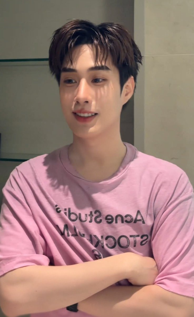 firstoneonlyy's tweet photo. เอาเป็นว่าเฉลยมาเถอะสัญญาว่าจะไม่แซว https://t.co/HCv9YU18Zn