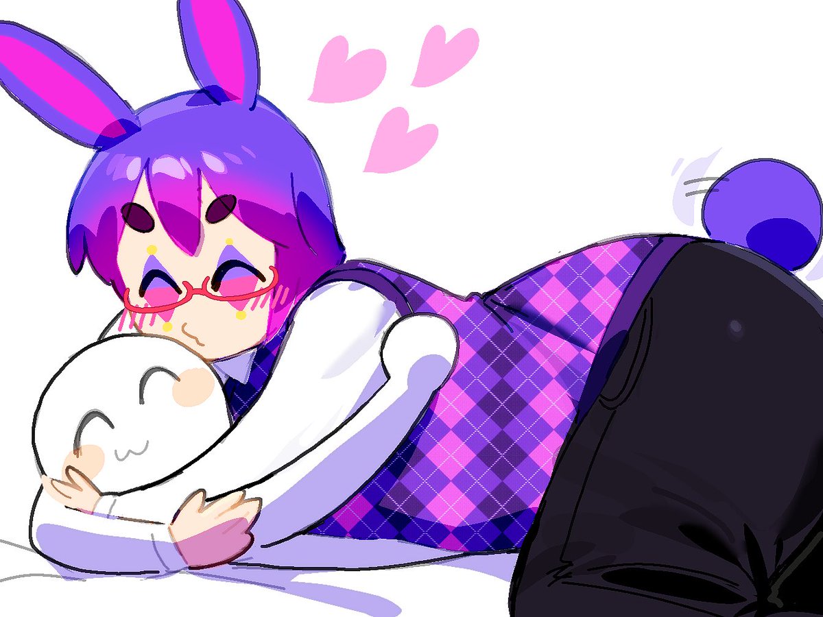 paolamaoo's tweet photo. loving rabbit husband that clings to you for hours https://t.co/q1rIq46zXM