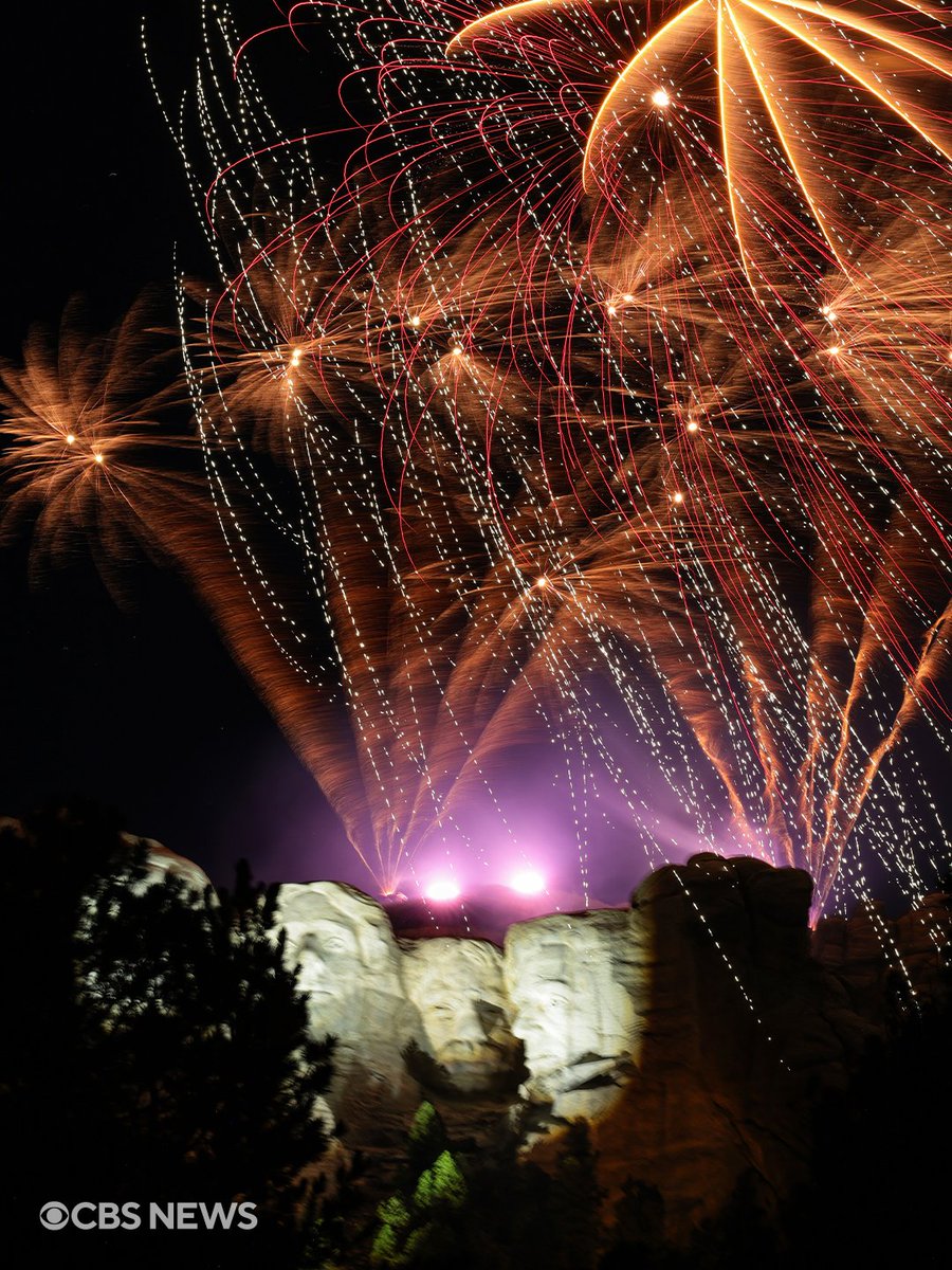 CBSNews's tweet photo. A dazzling fireworks display illuminated the sky above Mount Rushmore on Friday after President Trump delivered remarks kicking off the Fourth of July weekend festivities celebrating America's 250th birthday. https://t.co/51aiXZRPeR