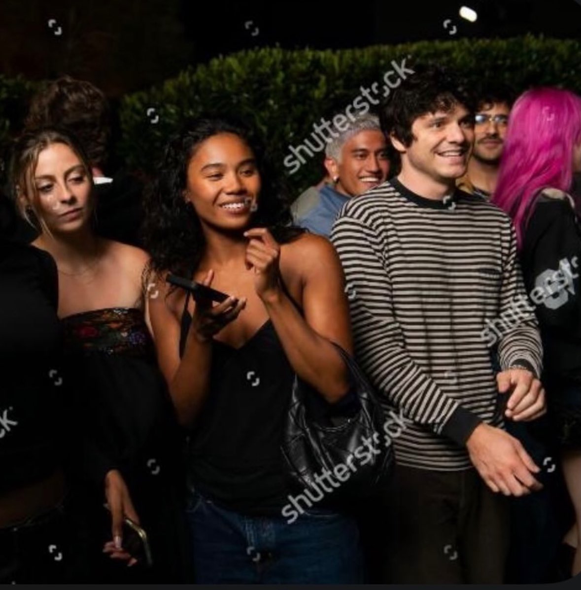 abbeeyrenee's tweet photo. good to see braeden is still obsessed with this top 😍 https://t.co/1bVNQuLYWE