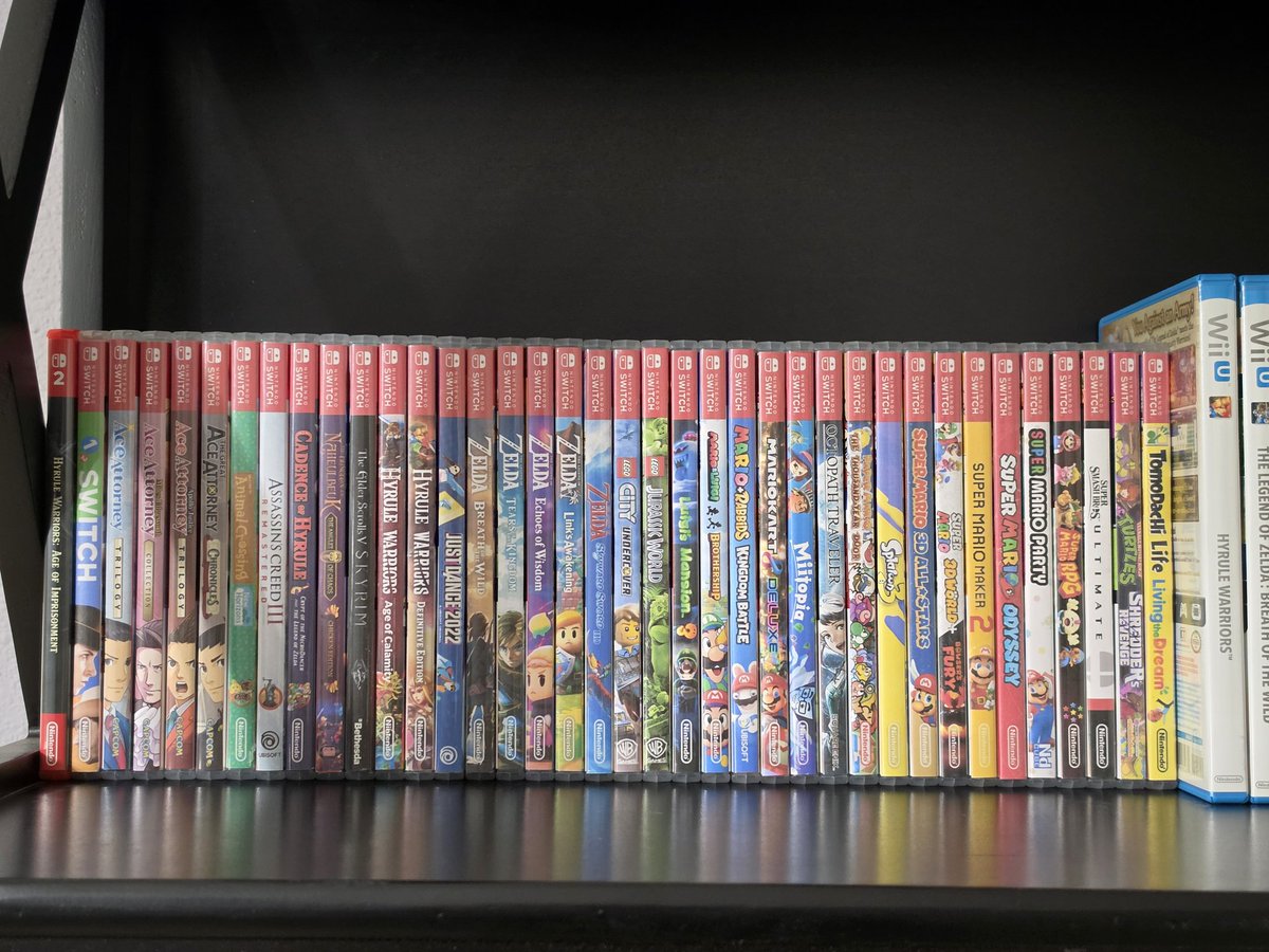 TheNord06's tweet photo. I printed and gave my switch cases spines and OH MY GOD IT GIVES THE COLLECTION SO MUCH LIFE https://t.co/ORoTkU40zW