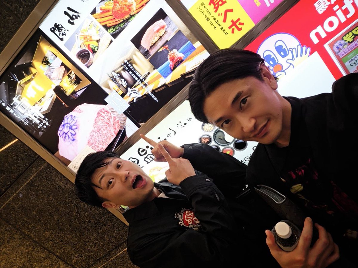 Tmitsunaga's tweet photo. 7月のライブたち！
7/5 久々に横浜にてセッション残り1席♪
7/12 オンライン！冒頭無料！
7/19 Avenue決起集会w/大野朋来
キャンセルがあり、あと数名入れます♪
この日限定のレアグッズ準備中！
あとはちょっと面白いこと思いついたので
後で朋来に相談します！
あ、これから彼のライブ観に行きます♪
楽しみ☺️☺️☺️

https://t.co/W83UBV3Sit
@Votomoki @utatopiano