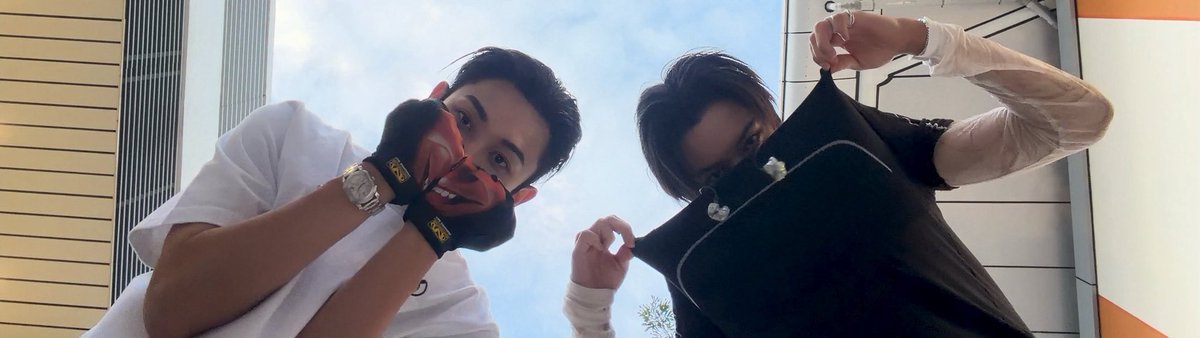 kiymryul's tweet photo. @oehyul @ohyioul @Ohhyluu @ryuilkim @woovjinjung @louis4shoot @lngshotlouiis dunia milik berdua ya met https://t.co/xJS1ufLovM