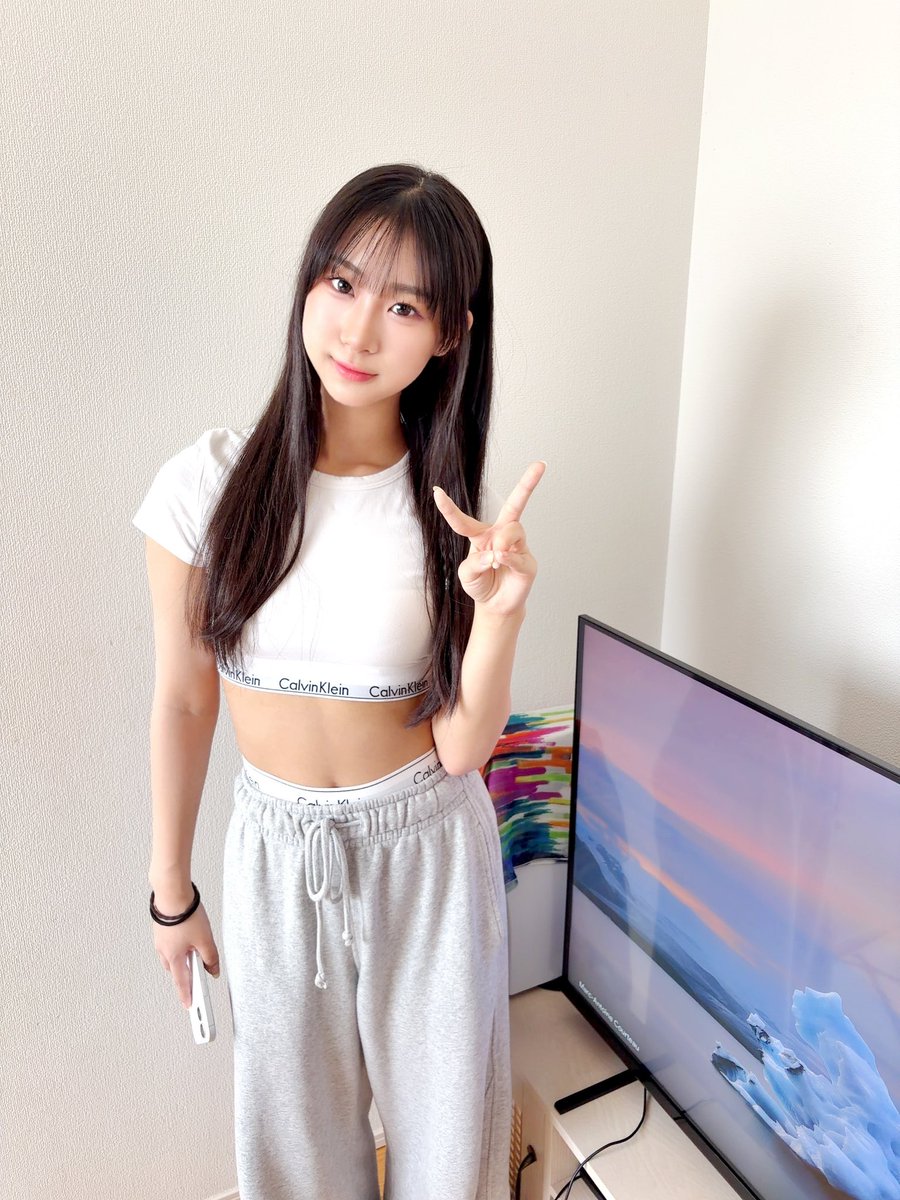ぎゅな☺︎ 😊✌🏻こんにちはw 今日はチャレンジ日和‼︎ 行ってきまーす