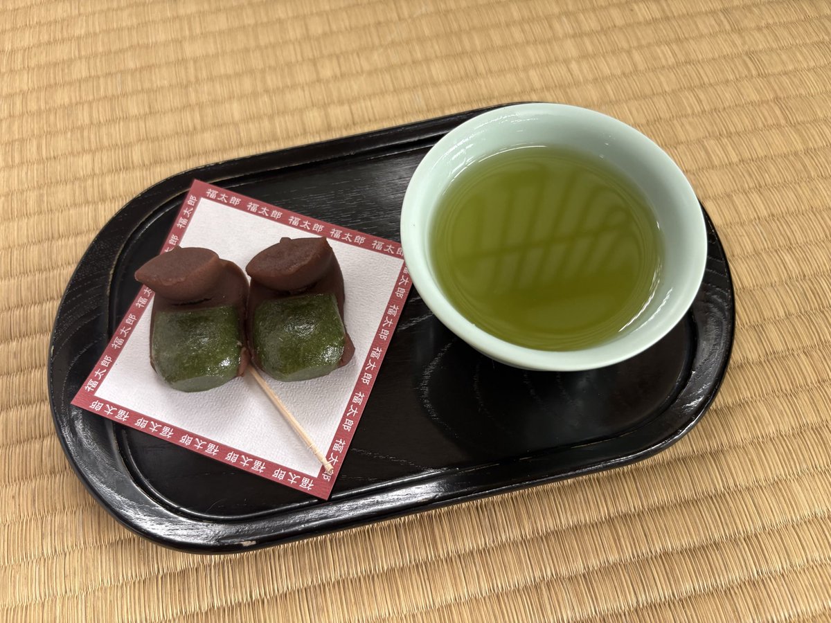 xoxo_spider's tweet photo. 三嶋大社主人の厄除け完了
うな重やめて、沼津港に移動して海鮮丼とビールにしました
明日から平和に違いない https://t.co/go3O3CKwqK