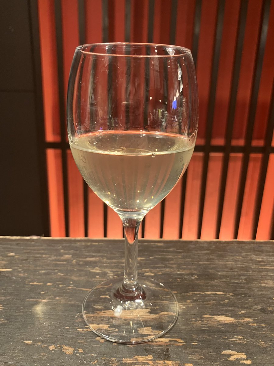 ZkrD8v's tweet photo. いつも美味しく健やかに
本日のお品書き
オススメはカツオ！刺身、丼いかがしましょうか？

#フィクションよりも青々
コラボメニュー
かいね専用SAKEドリンクと鯛の菊花昆布締めは合わせてどーぞ！
#あゆの家　#海鮮居酒屋 https://t.co/wpJRIFgOY3