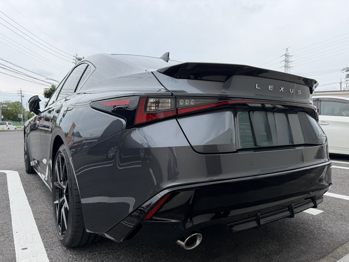 0144chameleon's tweet photo. 新型IS 300h FSPORT納車！
初マイカーうれしすぎる！
めちゃくちゃかっこいい😎

#LEXUS
#レクサス
#納車 https://t.co/AapS1wqvga