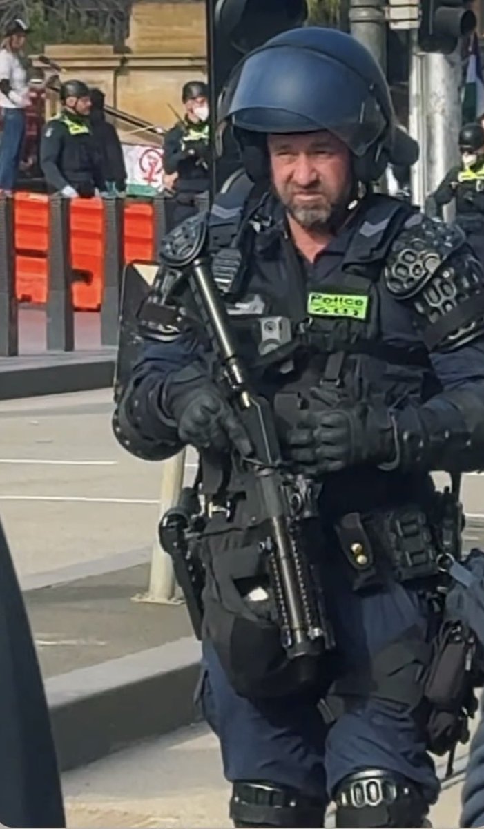 DoNoHarm79's tweet photo. What does it say about  the ‘trans’ activist counter protestors when riot police were needed to keep speakers safe at the “Restore Women’s Rights Rally” in Melbourne today? 🇦🇺 https://t.co/hvqYuXSYvG