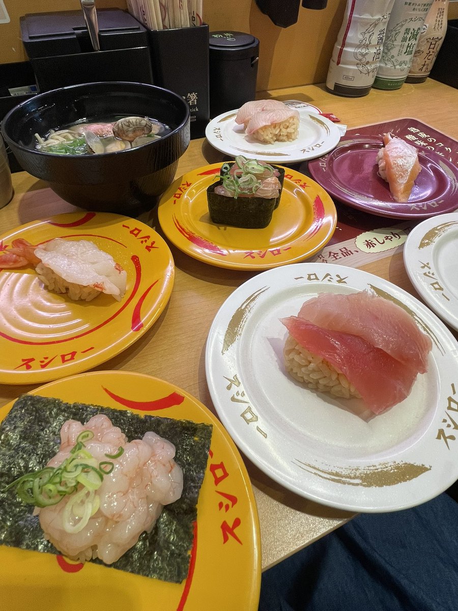 pitan0806's tweet photo. パーティ🪅 https://t.co/unb6YEaCu1