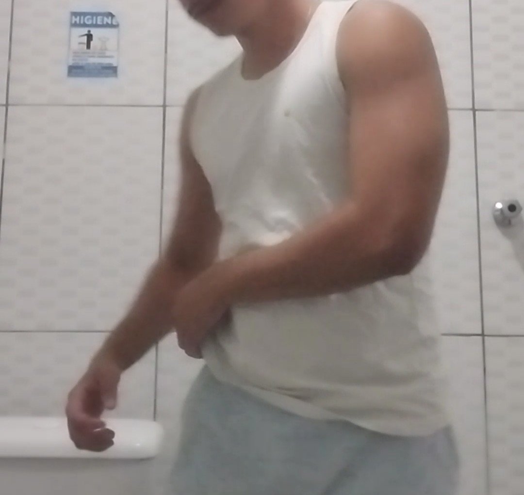 Oumorigin's tweet photo. 229 Day — (Eu sei, os printei ficaram péssimos kskskdk). Eu nunca havia tido um pump nos braços como tive ontem, sinal q tô progredindo (e tbm pq mudei alguns exercícios) https://t.co/jDIsCtJXLm
