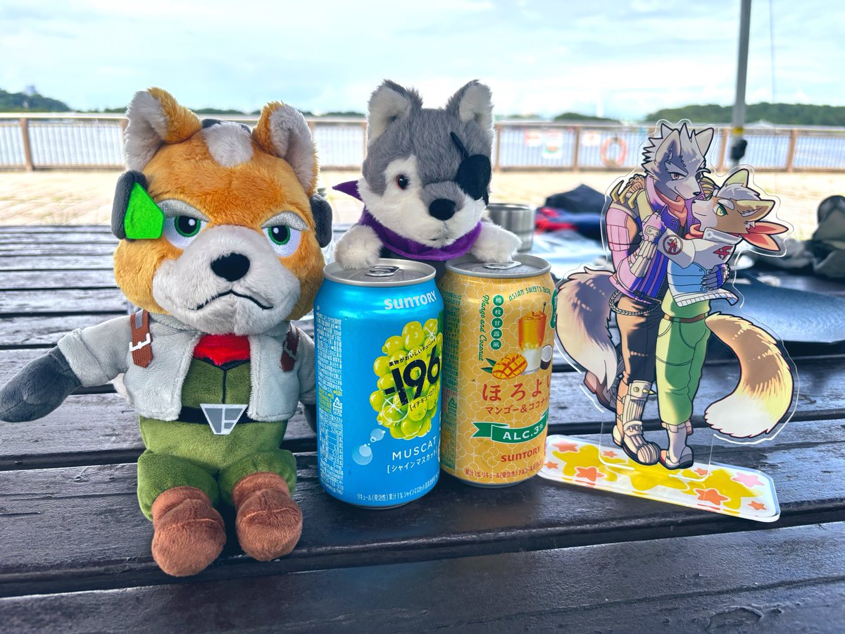 jisei_t's tweet photo. BBQ🍖に海に来てるよ！酒うまうま😋 https://t.co/OMdYwZTwDE
