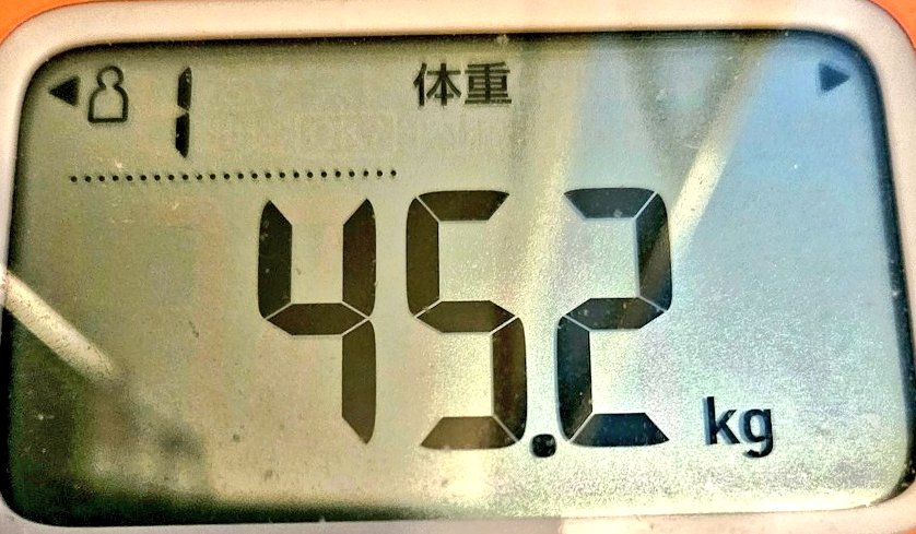 pokopen_neet's tweet photo. ほうれい線対策は、まずイチに痩せることです(わし、痩せた) https://t.co/e8BJn1O5pR