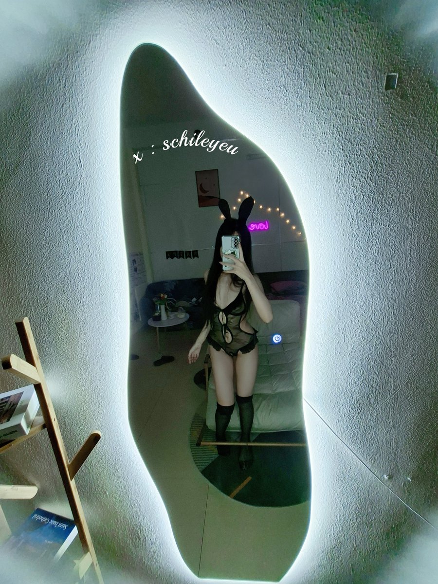 schileyeu's tweet photo. trông loli vữ =)))) https://t.co/n9NPgXmNUc