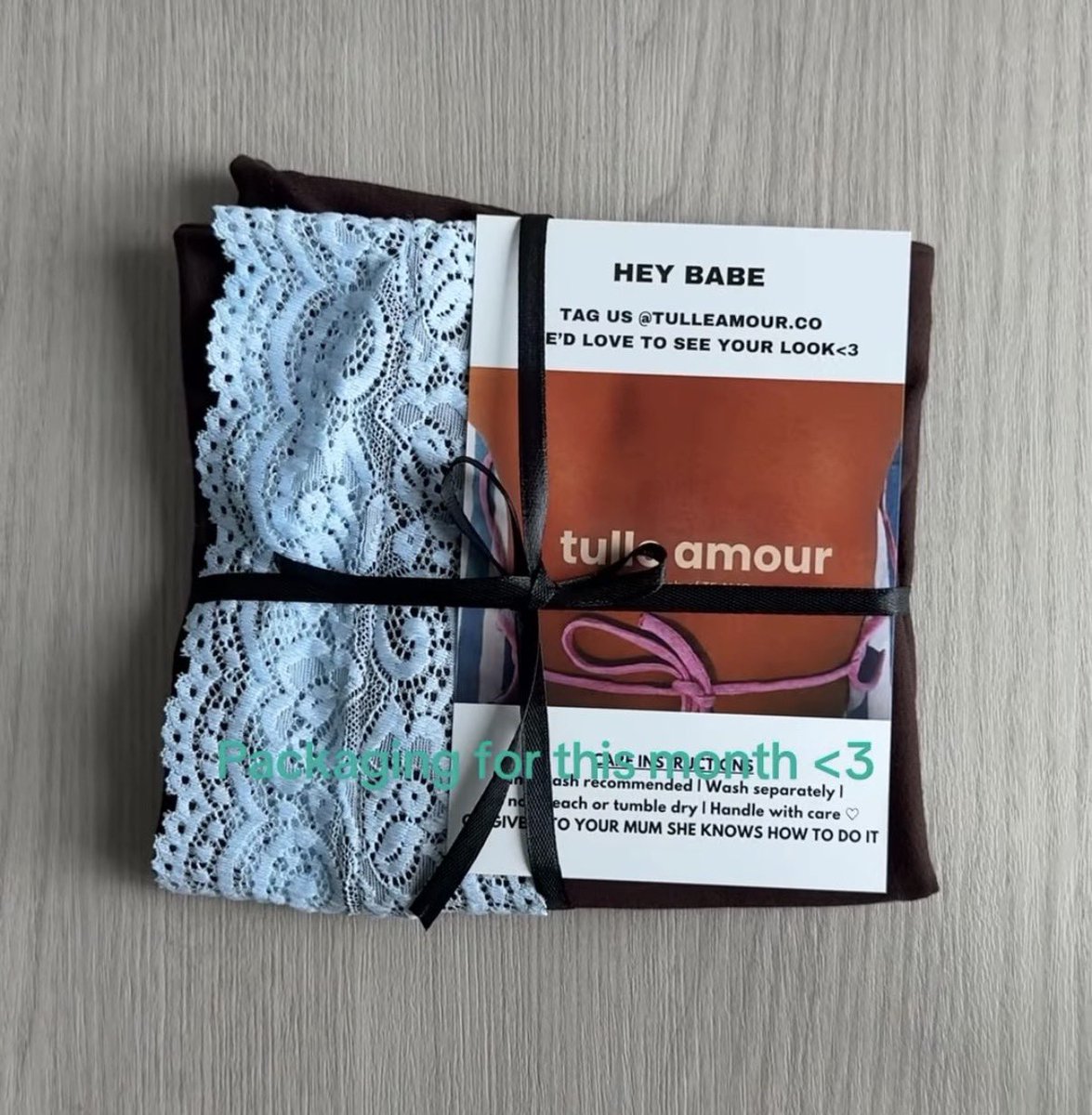 missp_mystaery's tweet photo. เสื้อเกาะอกมาจากแบรนด์ไทย tulle amore นะๆ แบรนด์ไทยแบบ literally แม่ค้าน่ารักมากกก เราชอบไปดูไลฟ์เค้า55555 เอามาใส่เป็นกระโปรงก็ได้ด้วย จับคู่สีลูกไม้เก๋มาก /กาซิบว่าของหมดไวงับเตง 🤏🏻 https://t.co/8es1MKiCSu