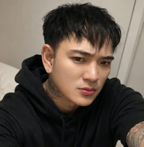 HaydenSamu90978's tweet photo. Available now tra at subukan yung masarap na hagod ko😘😘 https://t.co/Zc15bhaAAK