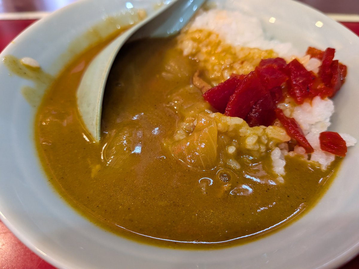 nikoo31io1's tweet photo. 茶碗カレー
にんにくラーメン
最高🤤
#太源 #太源伊勢佐木町 #伊勢佐木町 #カレー #ラーメン https://t.co/FSWcKcFhMn