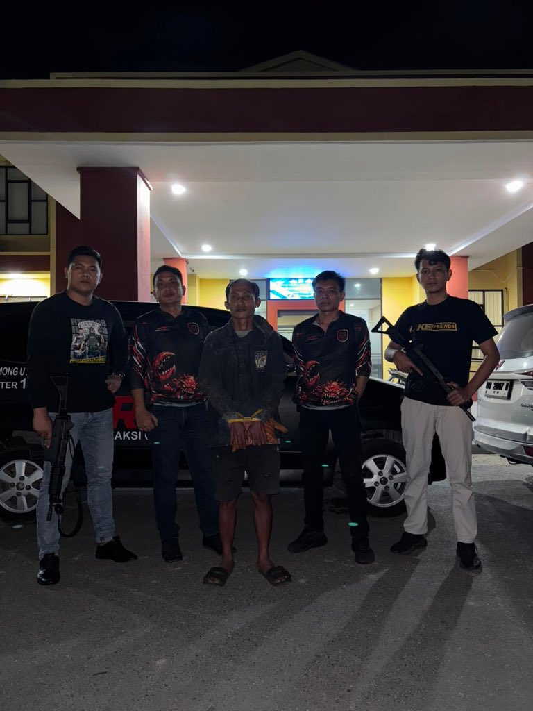 Polresbolmut_'s tweet photo. Respon Cepat Layanan 110, Tim URC  Polres Bolmong Utara Turun TKP Menindaklanjuti laporan masyarakat melalui layanan 110 terkait adanya Penganiayaan pemukulan Di desa Langi, Kecamatan Bolangitan Timur, personel URC segera mendatangi Tempat Kejadian https://t.co/YtxgwvX6F9