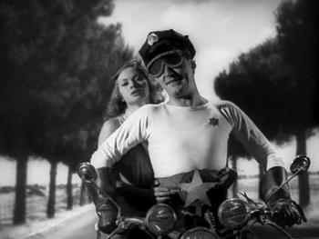 PalaMedeAegan's tweet photo. @marcopalears Sì ma #MericoniFerdinando sapeva guidare una MOTO! #Olrait #Olrait https://t.co/RHzFlR4FmL