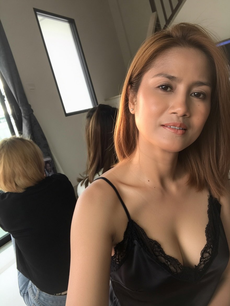 Nornunx69's tweet photo. บรรยากาศน่า… 🤭

#สาวใหญ่ https://t.co/Y6UVYCgGFY
