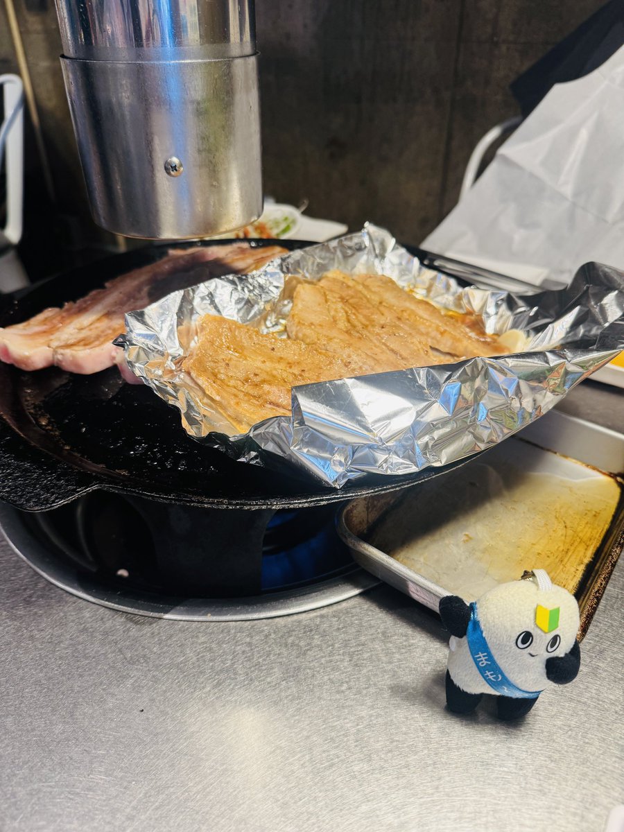 109driving_sch's tweet photo. サムギョプサル最高

めちゃくちゃ美味しくいただきましたまも〜🍖

#サムギョプサル
#新大久保
#東急自動車学校
#まも〜る君
#まもーる君 https://t.co/nJWfmvwOum