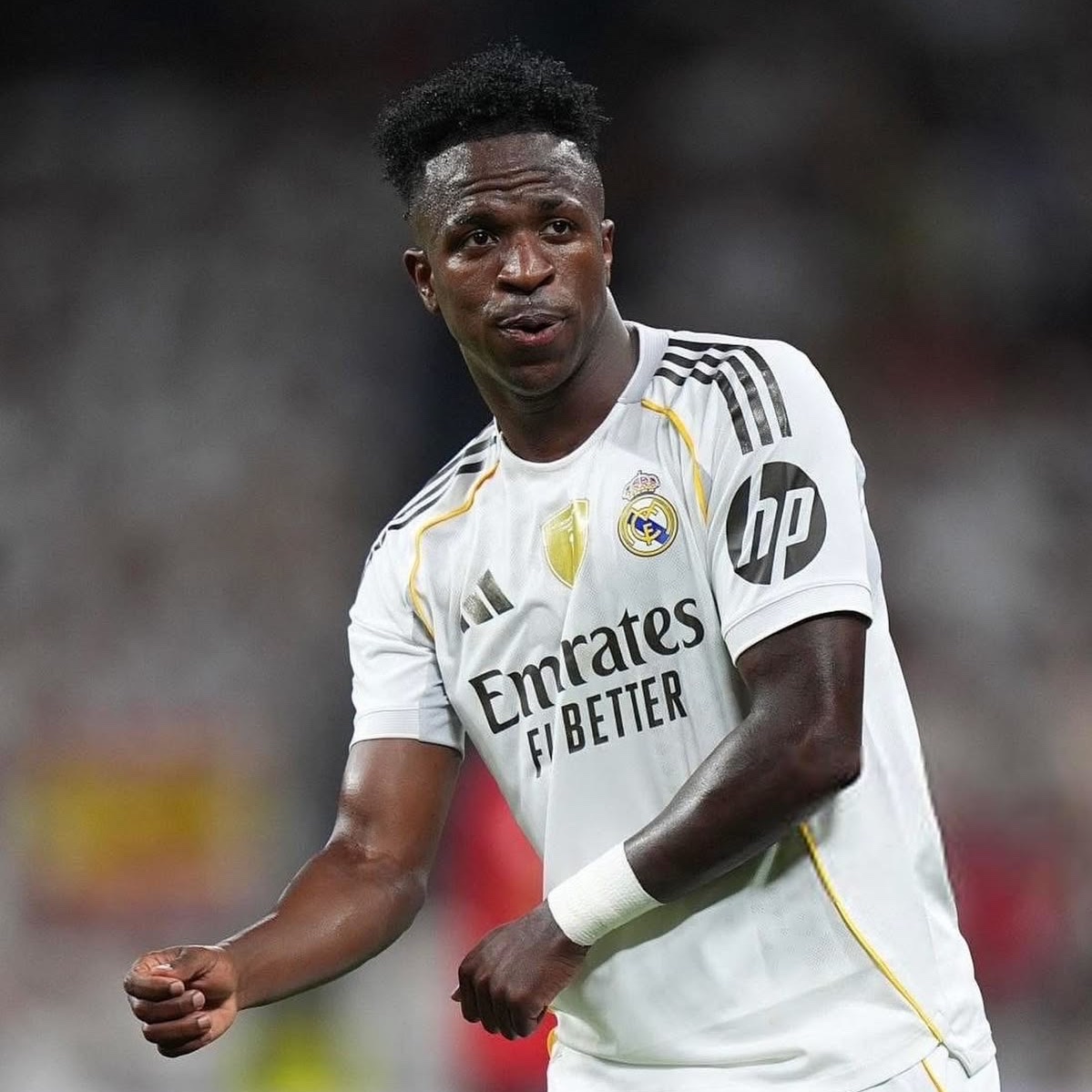 MadridXtra's tweet photo. 🚨 CONFIRMED: Real Madrid &amp; Vini Jr. will talk about his renewal AFTER the World Cup.

Despite both parties wanting to continue together, the situation has been on TOTAL STANDBY with NO big progress for almost a YEAR. @marca https://t.co/TWRRSrkAQT
