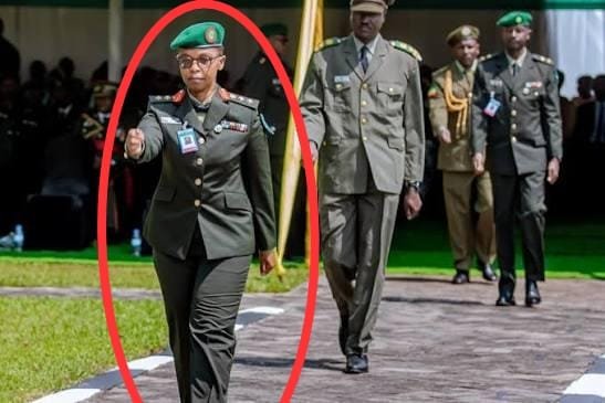 EmmanuelINTORE's tweet photo. 🚨#Inkotanyi: A WOMAN WHO GUARDS H.E. @PaulKagame SINCE 18 YEARS: He liberated Rwandans and stopped the 1994 Genocide. 
—————————————————
Many of those who have seen photos of the RPA troops in the struggle to liberate the country often wonder about the woman who appeared in the photo as one of the guards of Maj Gen Paul Kagame who led the struggle in 1990.

The woman who was clearly young, which made everyone wonder about her courage to overcome fear, is Lydia BAGWANEZA who has reached the rank of COLONEL, which has never been held by a woman, until in December 2023, CIC @PaulKagame awarded this rank to seven Rwandan women of @RwandaMoD .

Flashback: When Tanzanian President @SuluhuSamia visited Rwanda, she was the one who guarded him!

In October 1990, when Bagwaneza was finishing her sixth year of primary school, she left the Rwamwanja refugee camp in Kamwenge District, southwest Uganda 🇺🇬, and joined a group that was committed to revolution.

Bagwaneza, the fourth child in her family, left her parents who had fled to Uganda and decided to join others in the struggle to liberate their country, Rwanda, which was facing many problems caused by the bad regime at the time.

Although it was not easy for a girl to engage in such activities that were common to men, BAGWANEZA says that it was always her mother's wish.

She is the fourth child in a family of ten children, eight of whom are girls. She often heard her father say, "My children, I will be happy only if I see my child among those who are participating in the struggle to liberate the country. I will be happy to see my child among those who are liberating me."

Col. Lydia is happy that it was over and she was that child her father dreamed before ✊🏼.

Returning to her path to joining the struggle for liberation, in an interview with @NewTimesRwanda, Colonel Bagwaneza said: “I joined the struggle when I was a teenager, but as they often say, the lucky bird is that wake up early.”

She says that her parents gave her the strength to do what she did, even though they were living in the hardships of exile.

She says that during the holidays in the area where they lived, there were meetings, and she was the one who wrote down what was said “even though I was in the third year of primary school. There were things they couldn’t write, so I took on those responsibilities. We could read them and then explain them to them. That gave me strength and showed me that I could do something.✊🏼”

 ⚔️💣THE STRUGGLE AND THE RESISTANCE
—————————————————

Bagwaneza says he joined the struggle in difficult times, because it was at a time when Maj. Gen Fred Gisa Rwigema, who was leading the liberation struggle, had shot.

She says that during those times they had no morale until President @PaulKagame came to lead this struggle, inspiringly encouraged them.

He says that the secret was to know first what we were fighting for. The struggle was difficult, spending many days in sunny days, not knowing if you would find food, not knowing if you would find shelter, but without giving up until we reached our goal.”

 She says that one of the things that helped her was having a strong leadership that always inspired her and spoke to her often.

As we speak, Col. Bagwaneza Lydia, who is part of the Republican Guard, has been promoted to the rank of #Colonel.

This mother of three children, joined the army at the age of 18. She was awarded the rank of Lieutenant Colonel in 2017.

Recently, she completed her third degree in war studies at the Military Academy in Musanze, where she found herself the only woman among more than 48 men.

Now on, we're going to share with the triumph stories of our heroes 👇🏼👇🏼

Kindly #𝐅𝐎𝐋𝐋𝐎𝐖  @EmmanuelINTORE  for upcoming great story ⚔️

#LiberationDay #LiberationStruggle #RwX