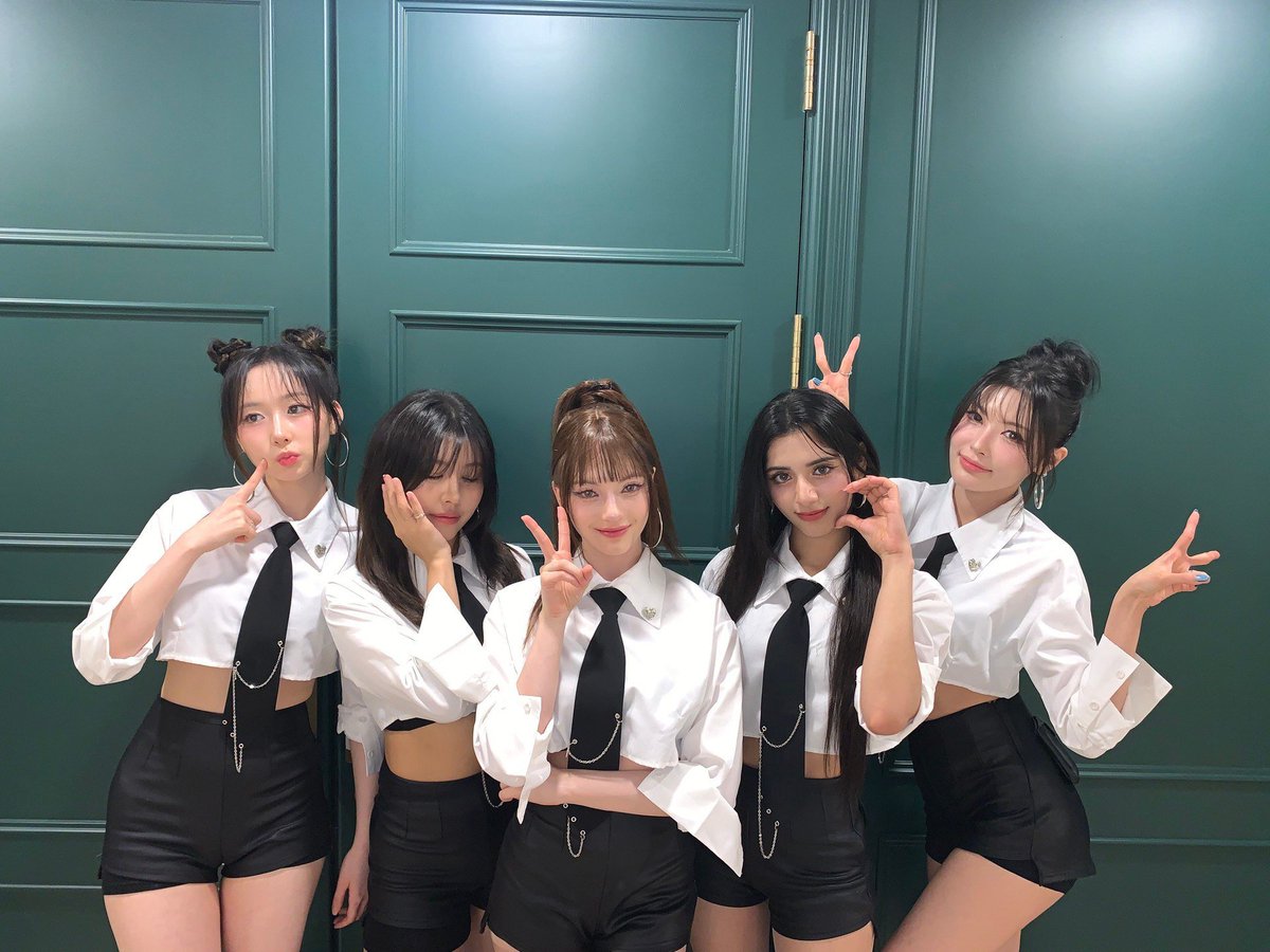 XIN_POP_BASE's tweet photo. X:IN is expected to announce comeback this year in first week of August, according to fan theories.

#XIN #KPOP https://t.co/4j7mrfkZKm