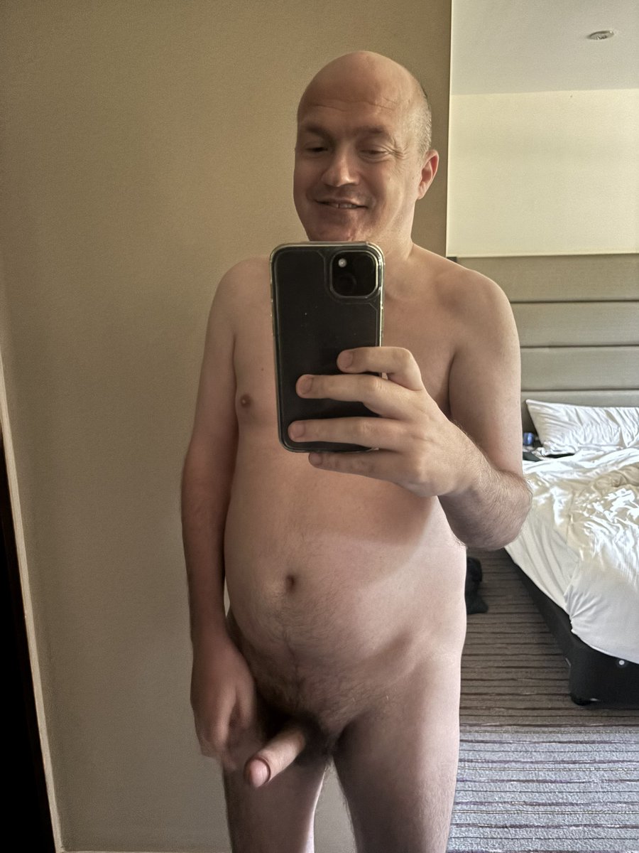 eustace_darren's tweet photo. @RhysTheWoodsman Me now wanking https://t.co/zlsJppmI9p