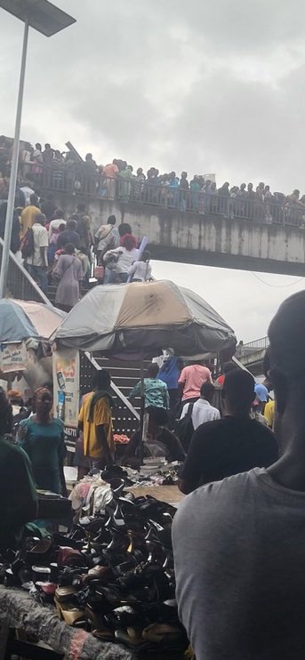 MusaGVNG's tweet photo. Nigerian footbridge compared to Kenya’s footbridge.

#nigeriaispoor #kenyavsnigeria https://t.co/PeoWuzwA7d
