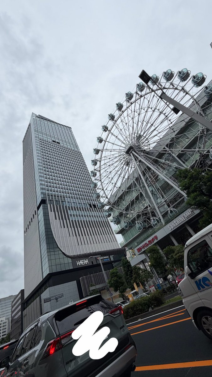 tomozotom's tweet photo. 雨が降ってきたから帰ろう https://t.co/DvT11UI4wY