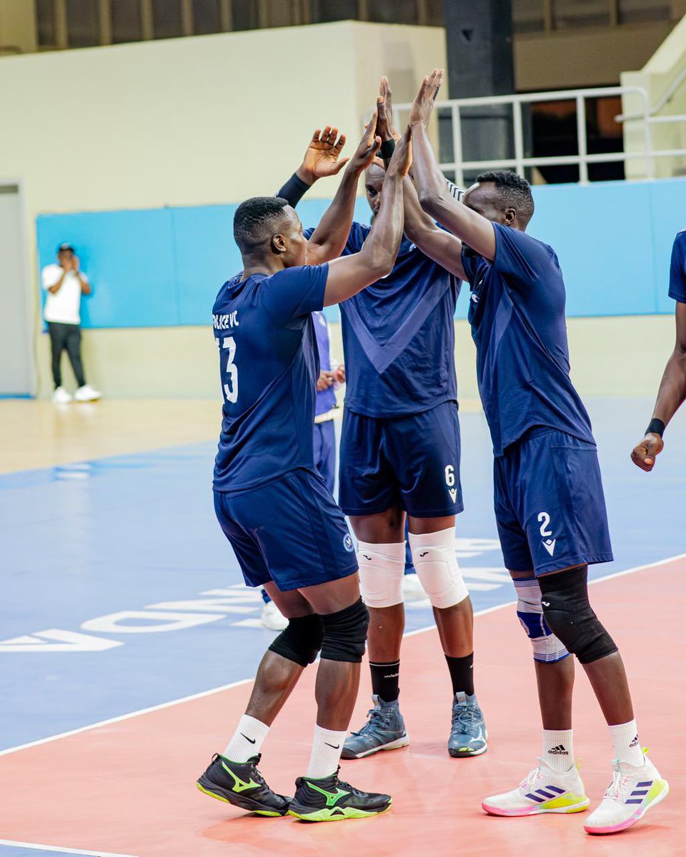 kigalitoday's tweet photo. #KTSports
Ikipe ya REG VC yegukanye igikombe cy'irushanwa ryo kwizihiza Umunsi wo Kwibohora mu itsindiye Police VC ku mukino wa nyuma amaseti 3-1.
Iri rushanwa ryakinwe hagati y'itariki 1-3 Nyakanga 2026 aho mu bagore ryegukanwe na Police WVC itsinze APR WVC. https://t.co/qsf5o5JNdr