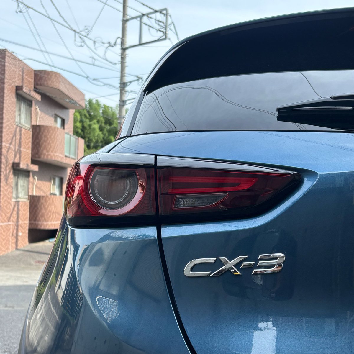 cubaymg_k's tweet photo. 🚙一日遅れの #CX3day
このパターンはなかなか見かけないぞ?👀
(分かる人には分かる)
#MAZDA #CX3 https://t.co/bN8j4rP5AD