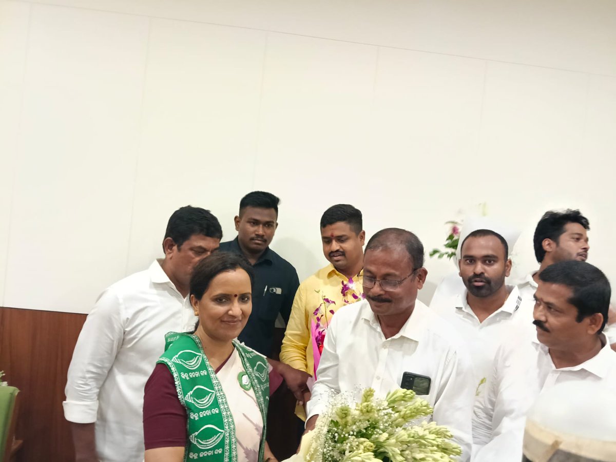 subashbehera01's tweet photo. Welcome &amp; Congratulations to Smt Sujata Raut on the occasion of joining Biju Janata Dal https://t.co/V44whmaCYe