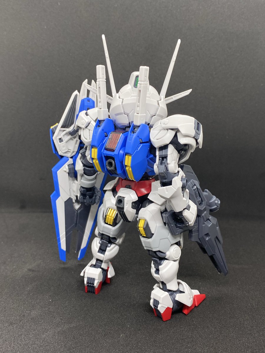 kutibakyi's tweet photo. #MGSDガンダムエアリアル
素組み完成しました🥳
いや完成度がエグい、、、お高いだけはありますねw

墨入れとマーキングシールはやろうと思ってたけど、素組みの良さがたまらんのでしばらくこれで飾ります‼️✨ https://t.co/Zzb5AAx8h1