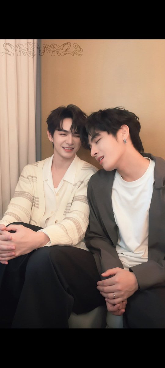 XIZHAO💛🧡 tweet media