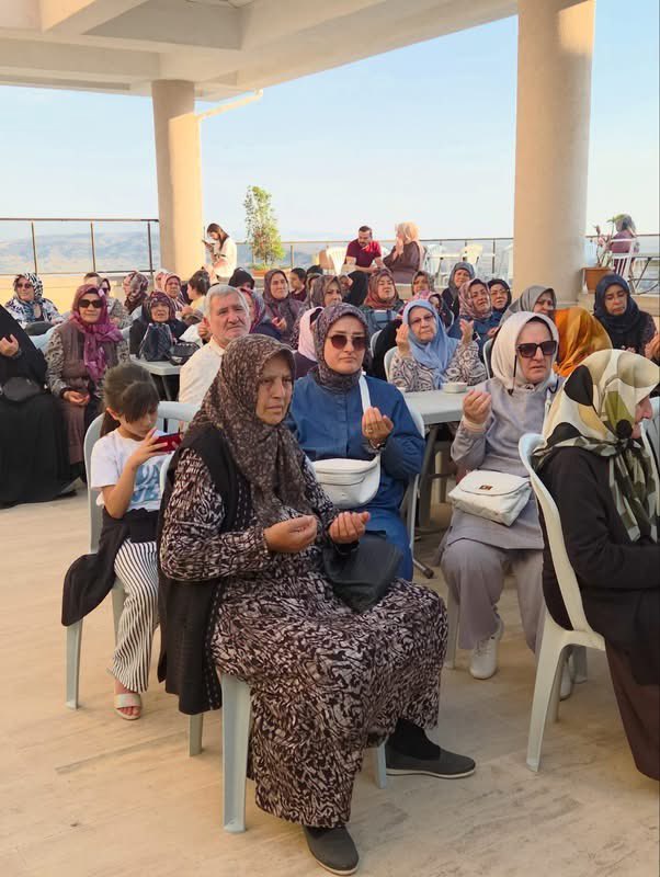 map_kirikkale's tweet photo. İslami Değerler Külliyesi geleneksel aşure programına @map_kirikkale  ailesi olarak katıldık.Ailelerin birlik ve beraberlik  içinde bir araya geldiği programda edilen dualarla duygulu anlar yaşandı .Emeği geçenlere teşekkür ederiz . https://t.co/L7fUZ2LBa8